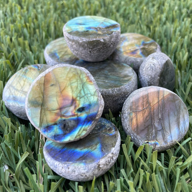 The Goddess’s Crystal: Labradorite Seer Stone