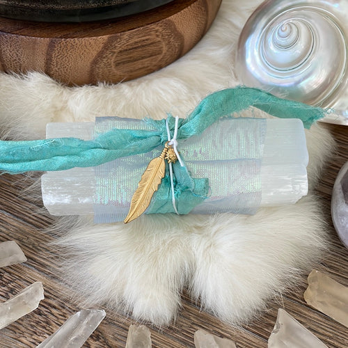 The Goddess’s Crystal: White Selenite (Elevate your Spirit)