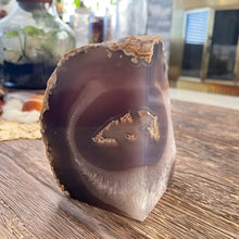 The Goddess’s Crystal: Agate Book End (Single)