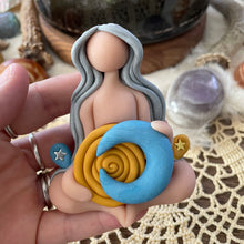 The Luna Sol Goddess: I am as radiant and strong as the sun, and I trust my intuition like the phases of the moon~☀️🌙