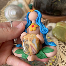 The Flower Power Goddess: I am a child of Love & Peace