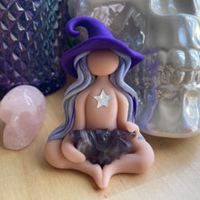The Goddess of Intuition: I am open to the wisdom within