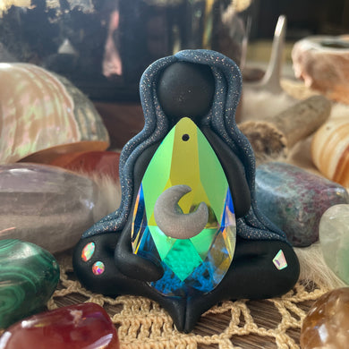 The Moon Maiden: I am a powerful manifestor and attract my deepest desires