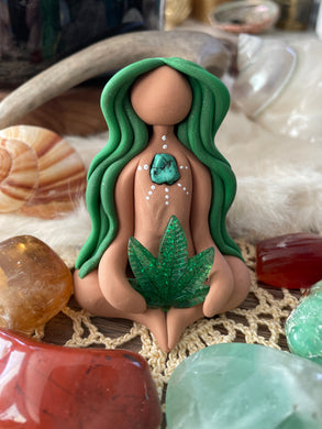 The Herbal Healer Goddess: I am able to create new possibilities and change🌿