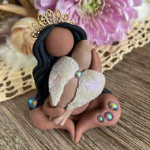 Mama Goddess w/Angel baby: I honor my grief and allow myself to heal at my own pace~