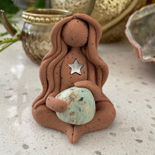 The Star Gazer Goddess: I am a radiant star, shining my unique light upon the world.