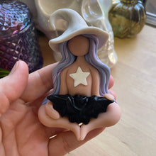 The Goddess of Intuition: I am open to the wisdom within