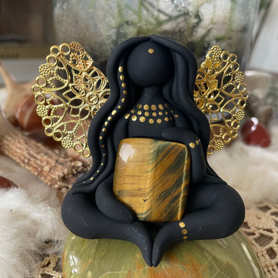 The Midnight Magic Fae: I surrender to the stillness within