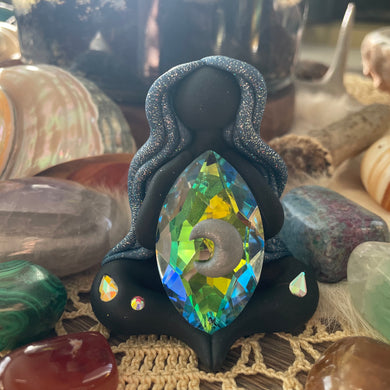 The Moon Maiden: I am a powerful manifestor and attract my deepest desires