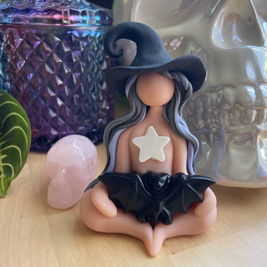The Goddess of Intuition: I am open to the wisdom within