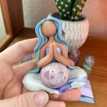 The Yoga Goddess: I am present and connected