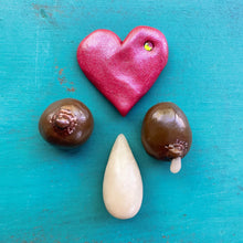 The Breastfeeding Magnet Set