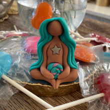 The mini Goddess of Kindness & Sweetness: I am Happy, Joyful, and Carefree!