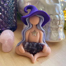 The Goddess of Intuition: I am open to the wisdom within