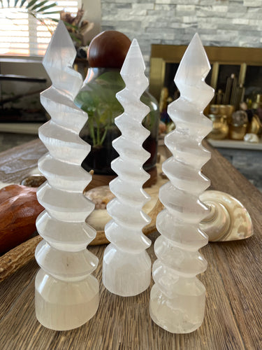 The Goddess’s Crystal: Selenite Unicorn Twists