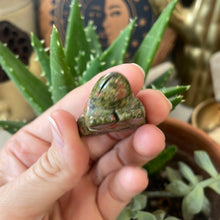Goddess’s Familiar: Unakite Frog